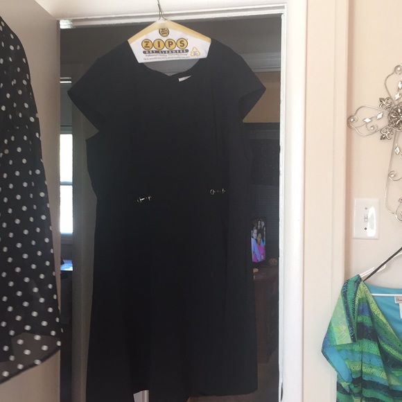 Black dress - Picture 1 of 1